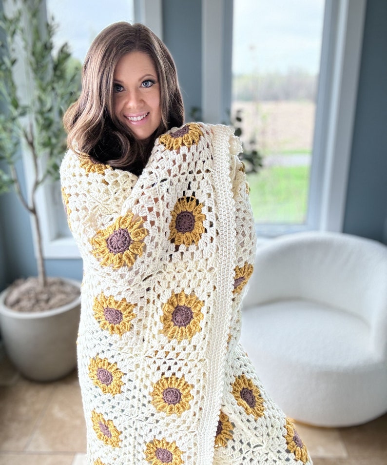Sunflower Granny Square Blanket Crochet Pattern