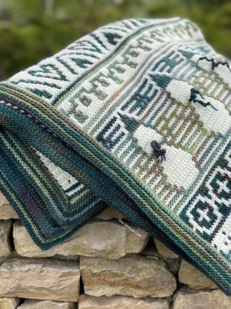 Snowy Woodland Blanket Crochet Pattern