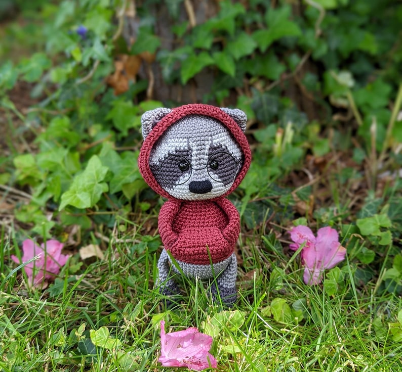 Rocky Raccoon Crochet Pattern