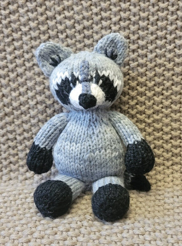 Raccoon Knitting Pattern