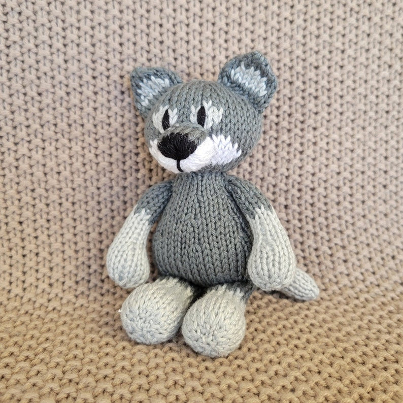 Wolf Knitting Pattern