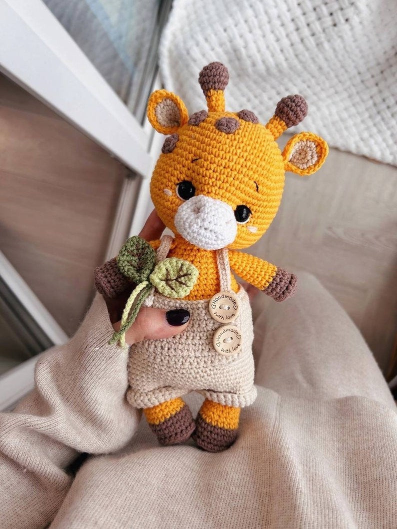 Cuddle Giraffe Crochet Pattern