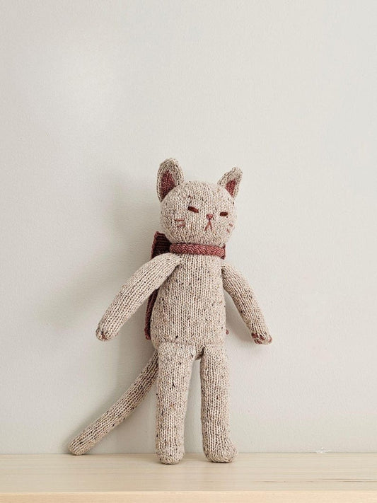 Misty Cat Knitting Pattern