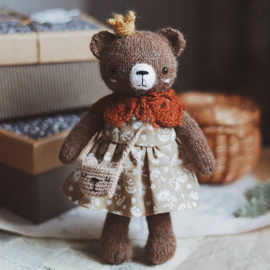 Chestnut Bear Knitting Pattern