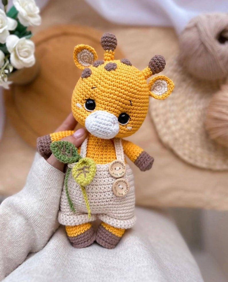 Cuddle Giraffe Crochet Pattern