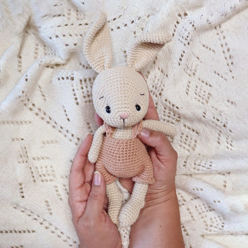 Sweetheart Bunny Crochet Pattern