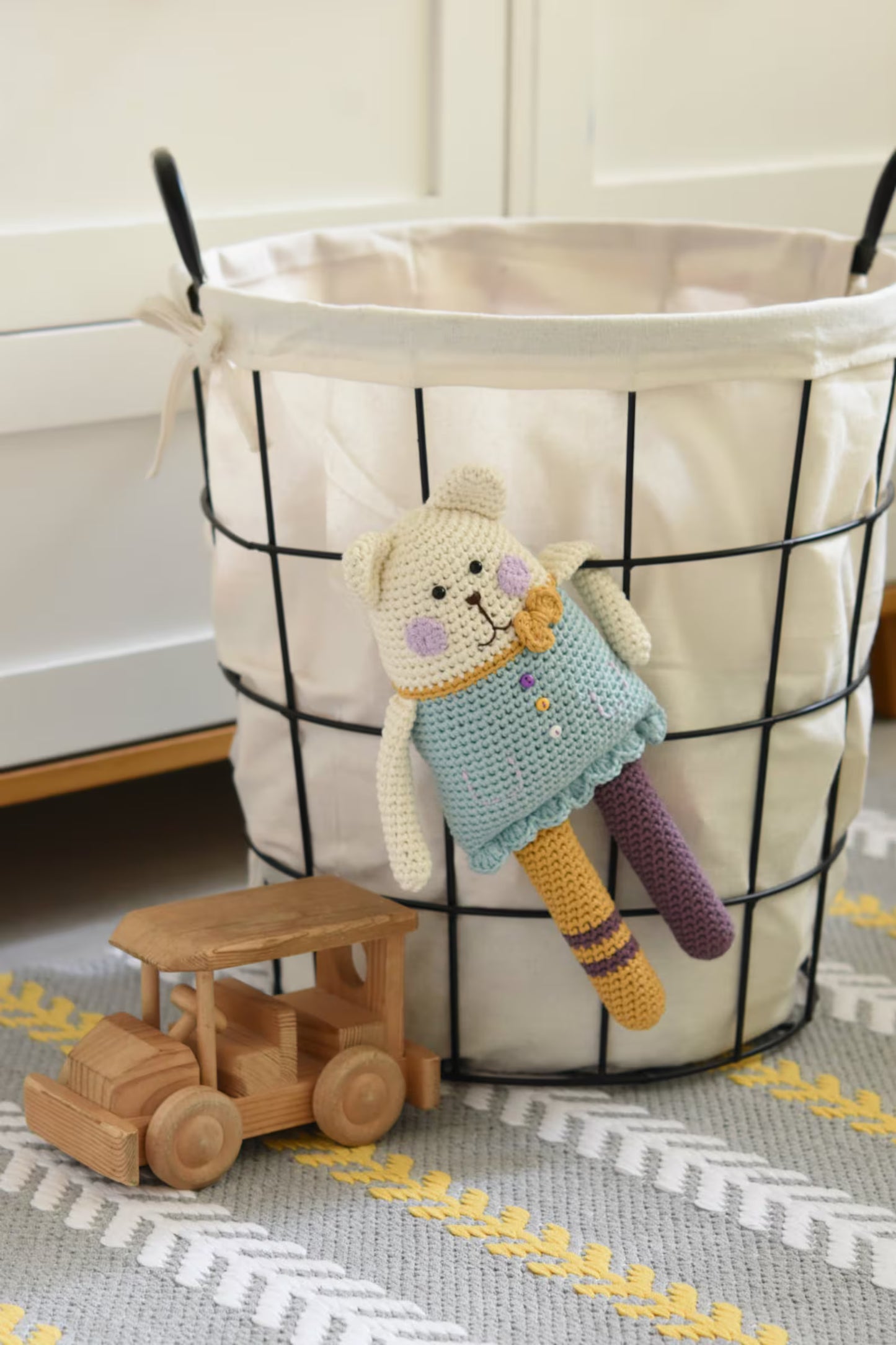 Candy Cat Crochet Pattern