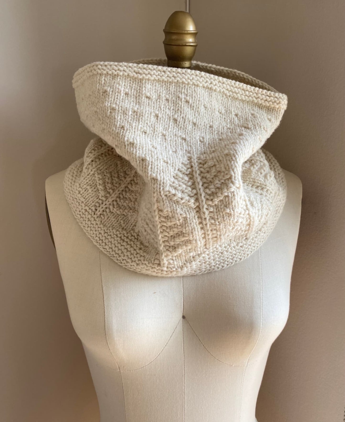 Frostfall Cowl Knitting Pattern