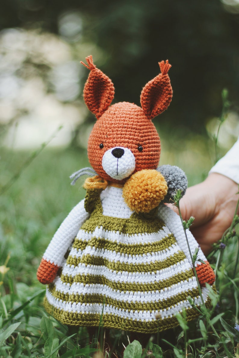 Meadow Squirrel Crochet Pattern