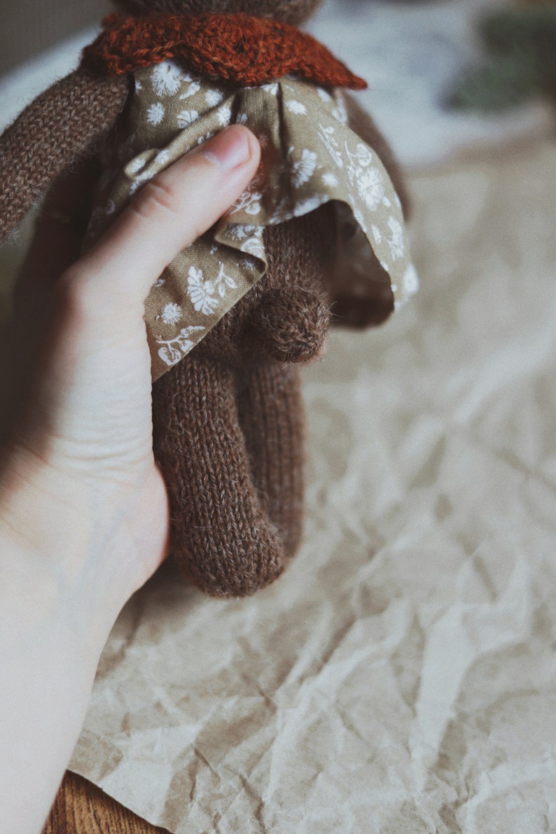 Chestnut Bear Knitting Pattern