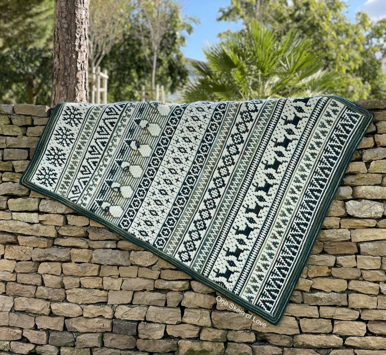Snowy Woodland Blanket Crochet Pattern