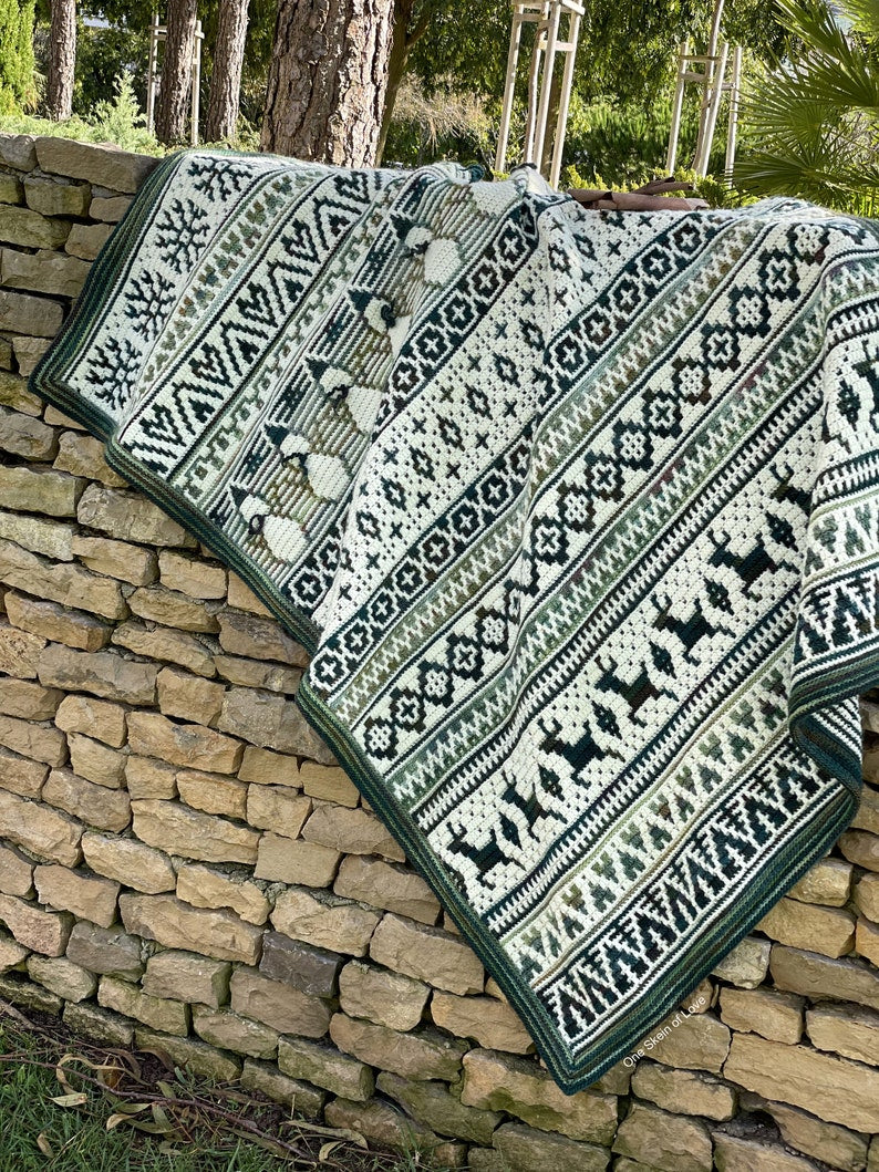 Snowy Woodland Blanket Crochet Pattern
