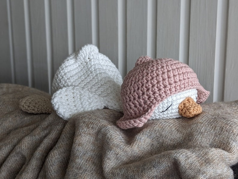 Cuddle Goose Crochet Pattern