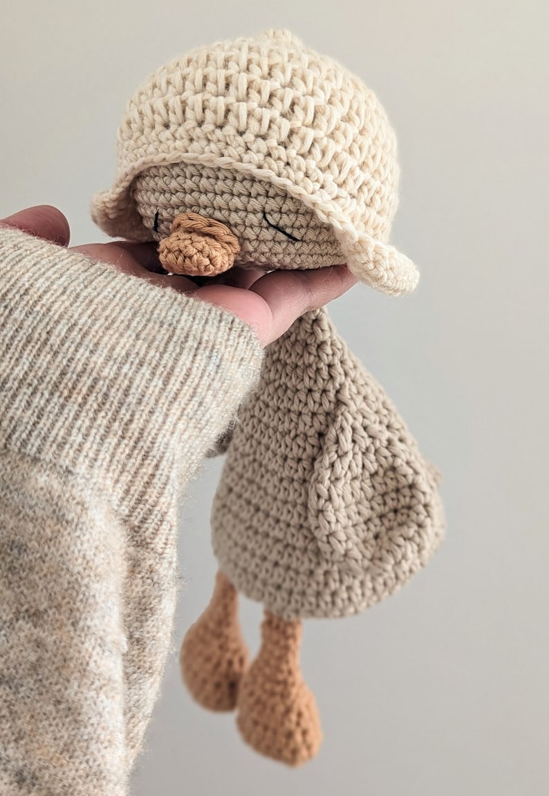 Cuddle Goose Crochet Pattern