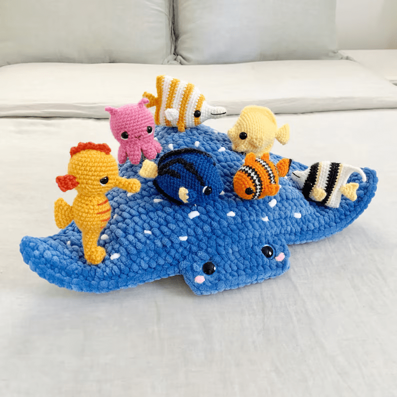 Mega Ray and 7 Sea Friends Crochet Pattern