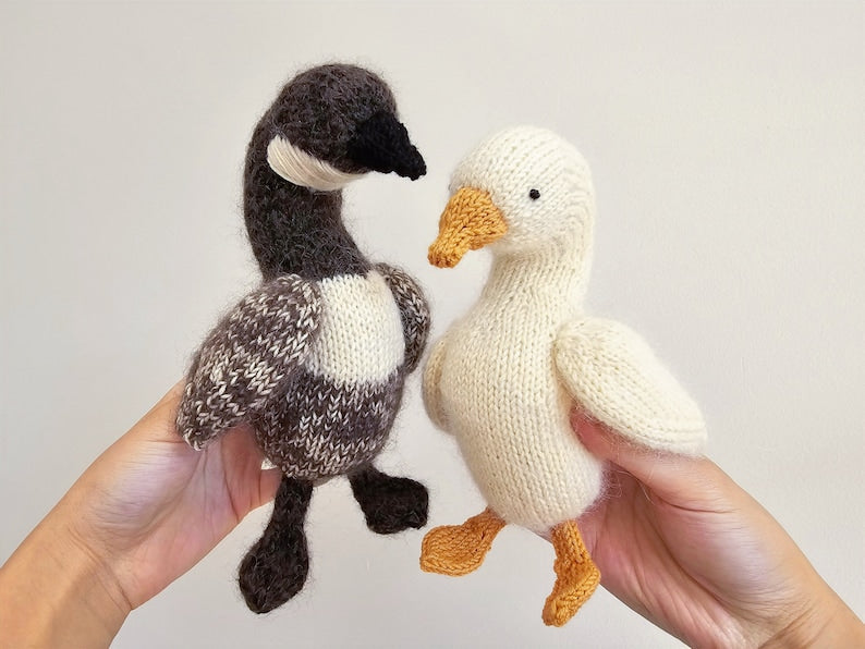 Waddle Goose Knitting Pattern