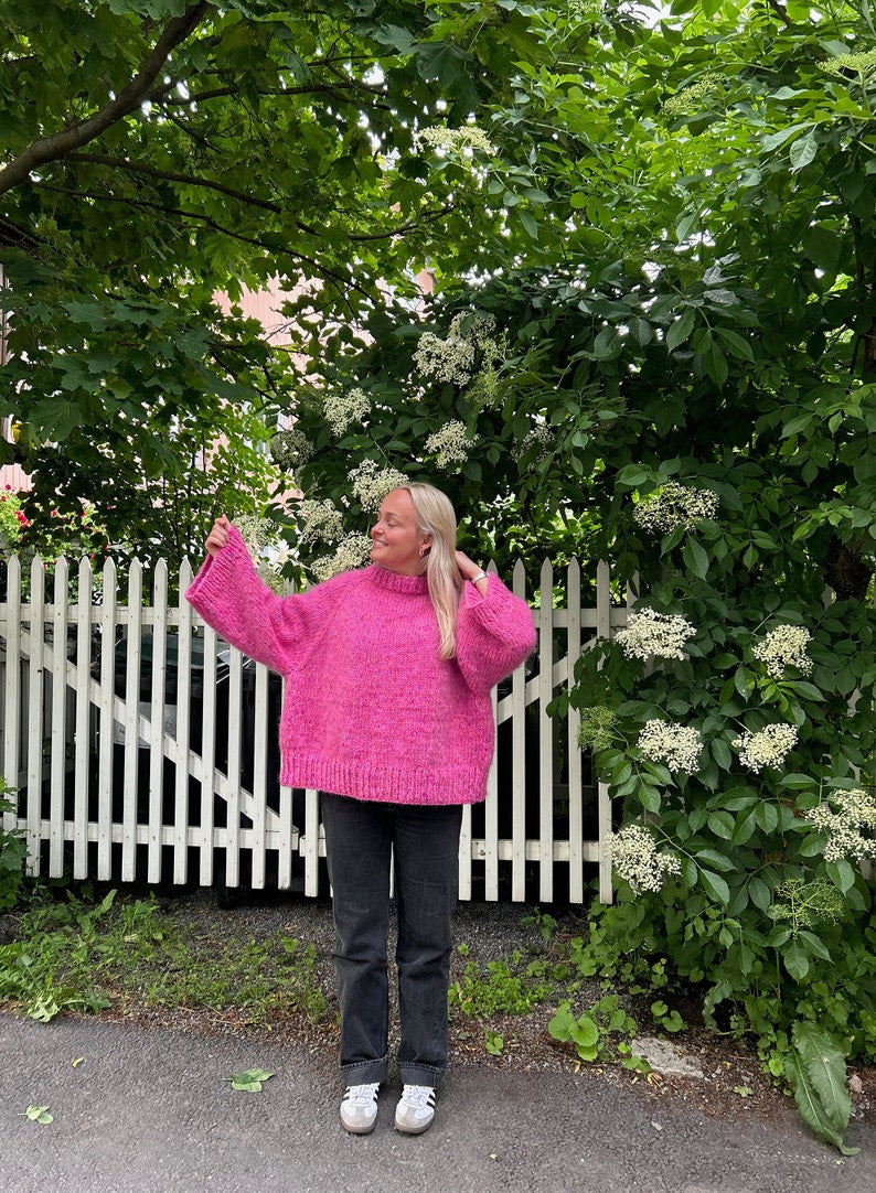 Bloomy Sweater Knitting Pattern