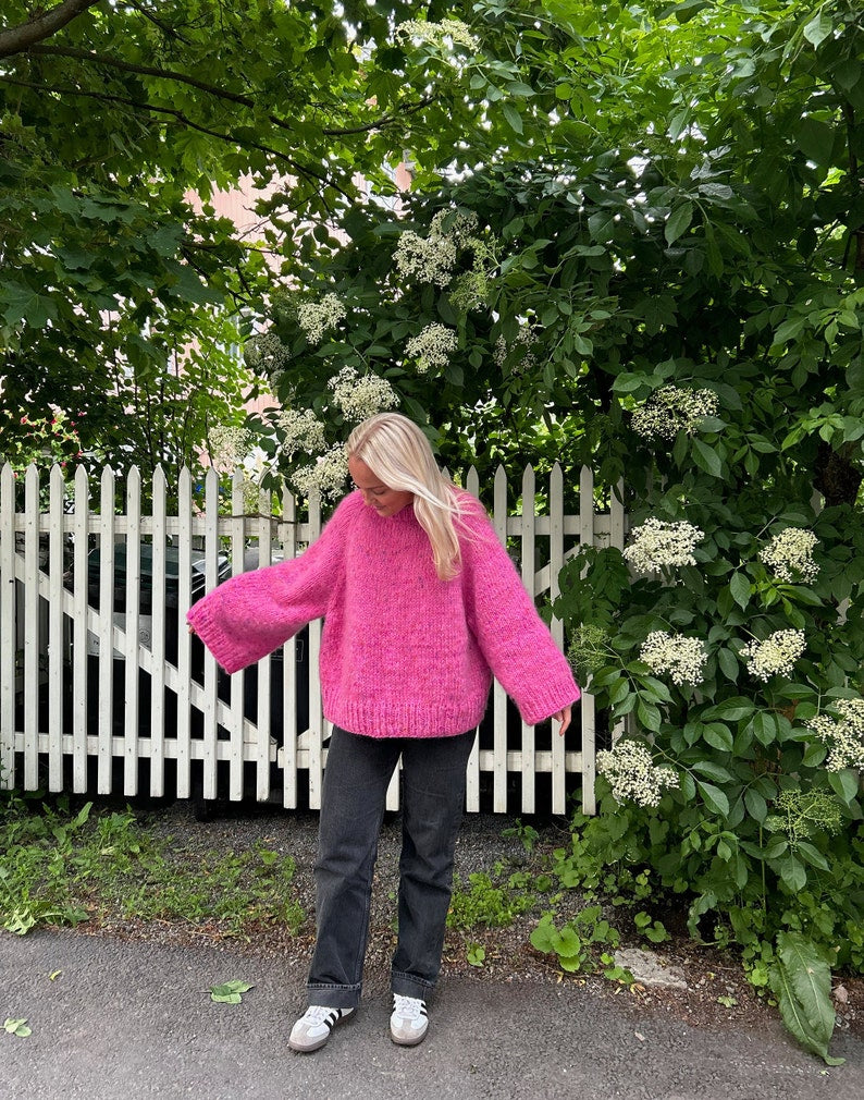 Bloomy Sweater Knitting Pattern