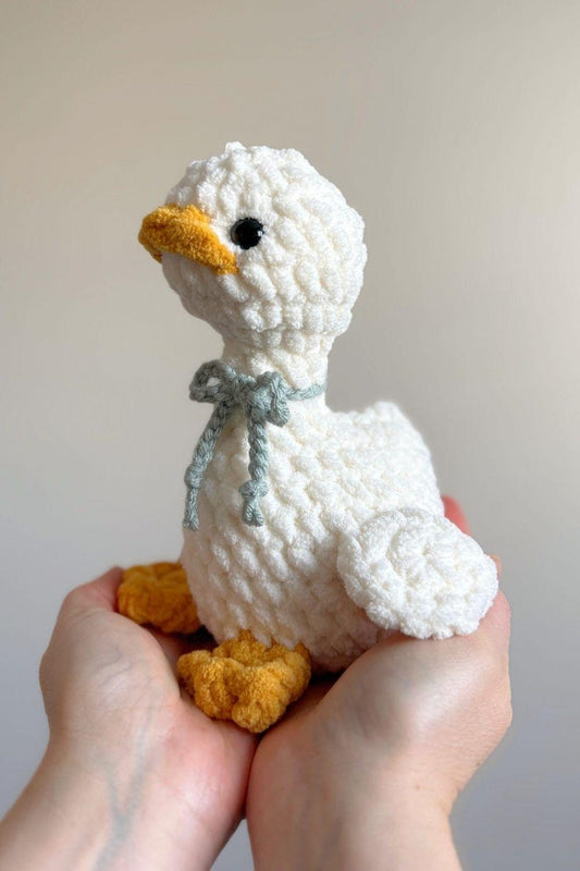 Pouty Goose Crochet Pattern