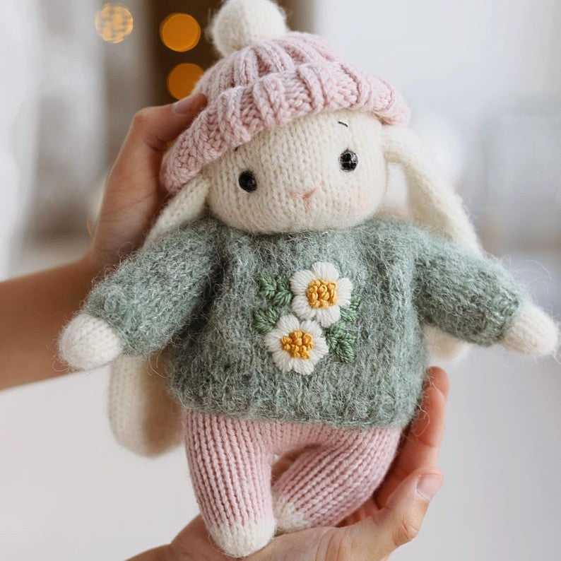 Rosie Bunny Knitting Pattern