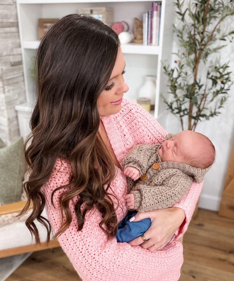 Star Baby Cardigan Crochet Pattern