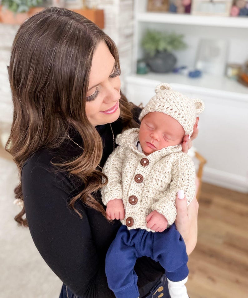 Star Baby Cardigan Crochet Pattern