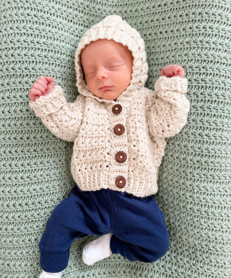 Star Baby Cardigan Crochet Pattern