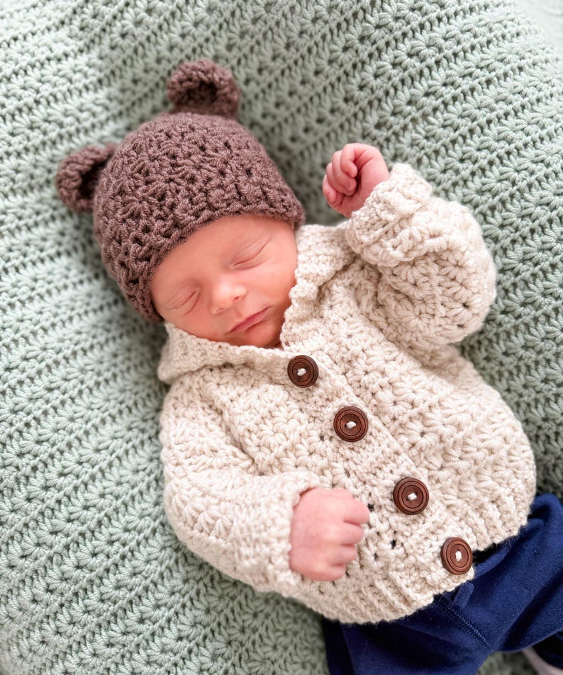 Star Baby Cardigan Crochet Pattern